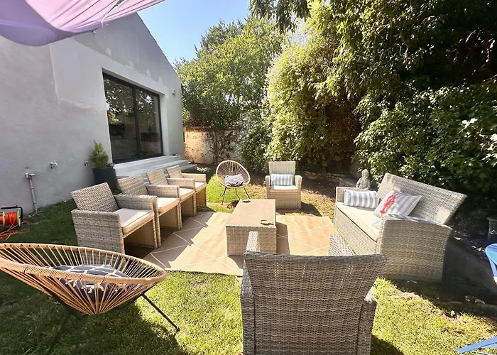 La Maison De La Fontaine - Jacuzzi And Petanque